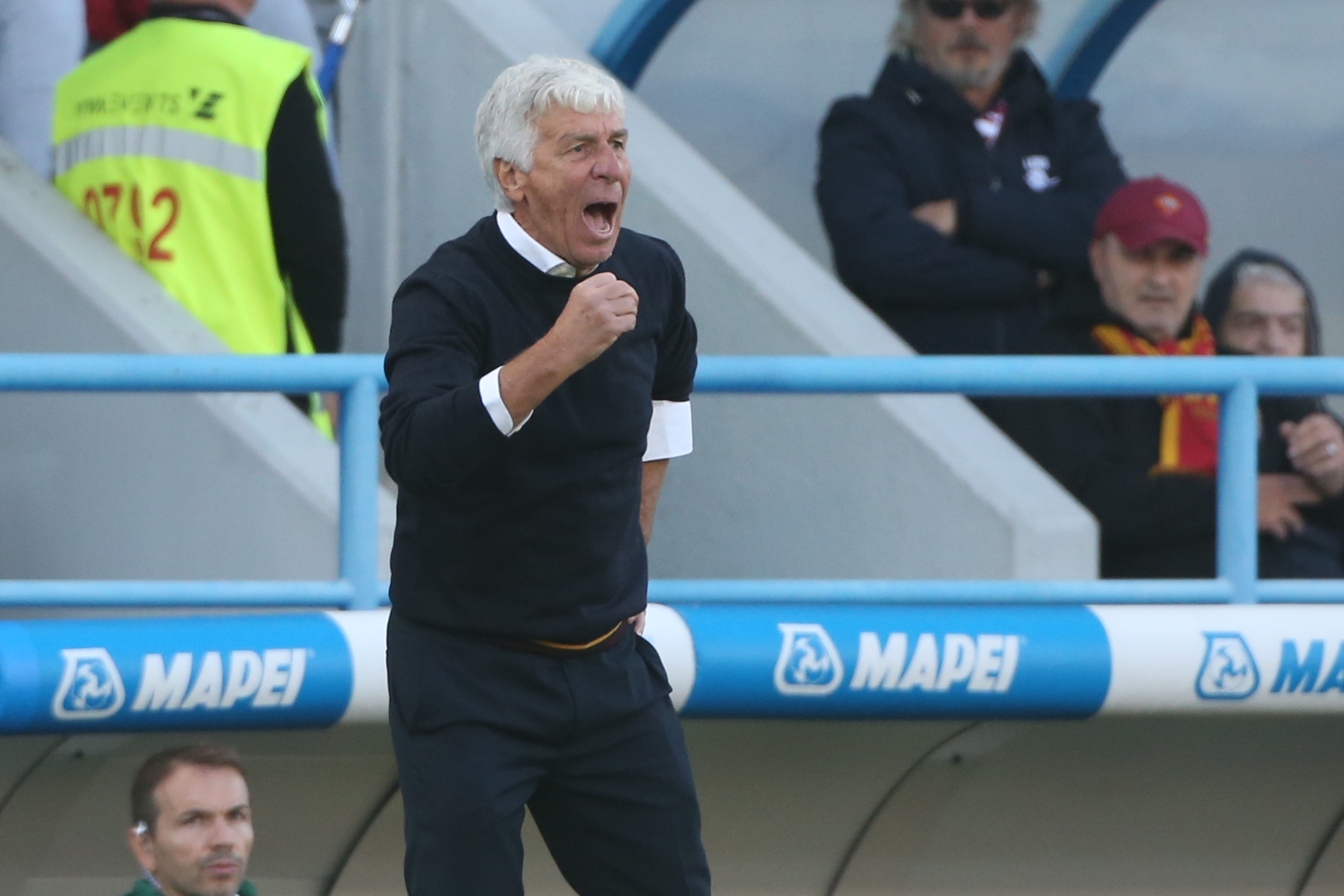 世界杯官网直播app下载正版入口-加斯佩里尼：罗马拥有马伦的买断权，红牌改变了比赛的局势