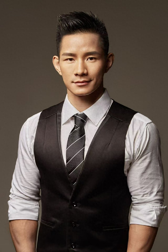 世界杯比赛直播地址-从驻港教官到新媒体顶流：杨建平，如何让格斗文化“破圈”生长？|搏击|MMA|UFC|粉丝|产业_新浪体育_新浪新闻